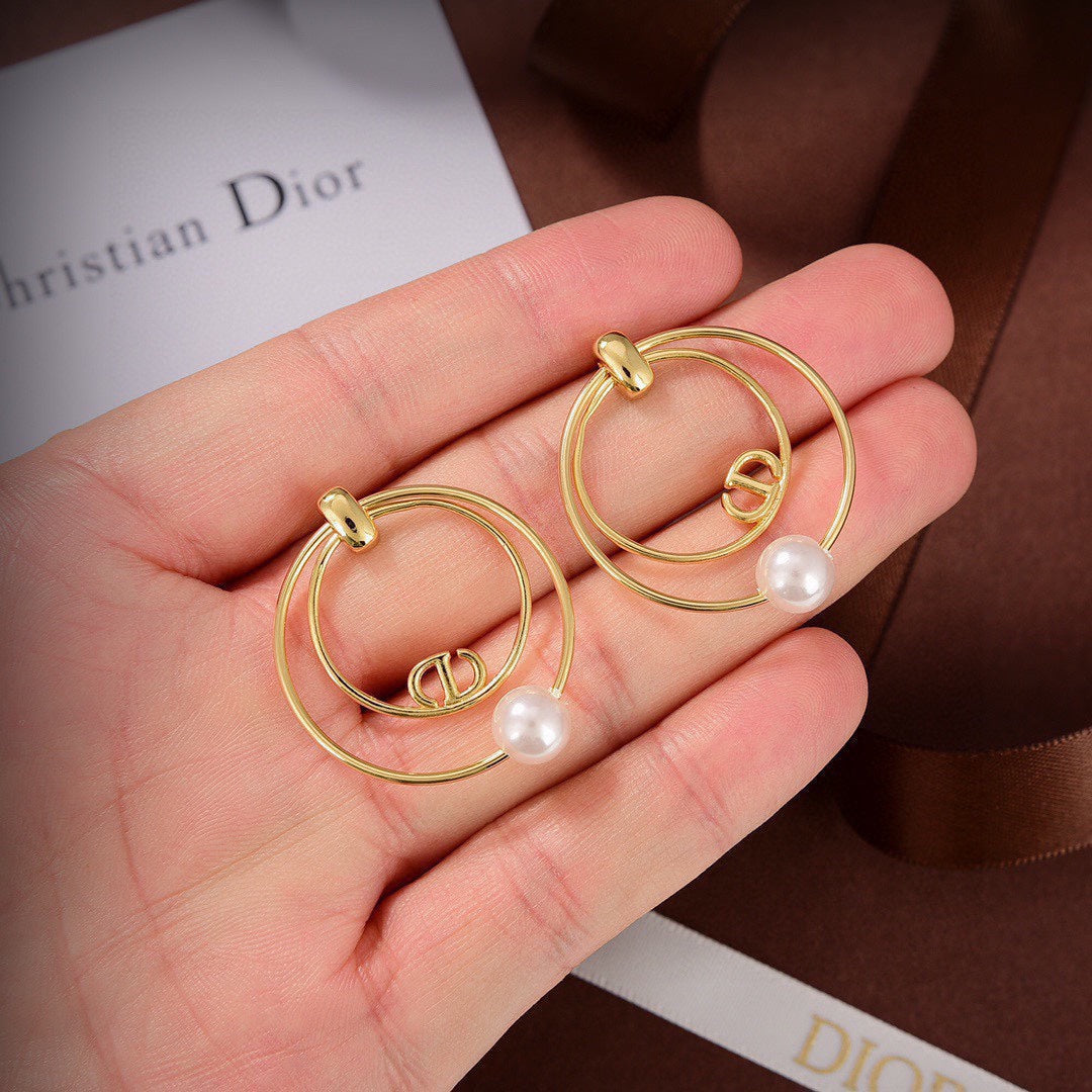 Dior Revolution Pearl Earrings