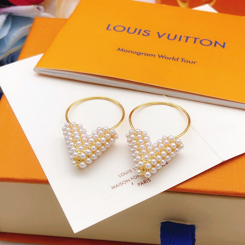 Louis Vuitton Essential V Perle Hoop Earrings - 18K Yellow Gold