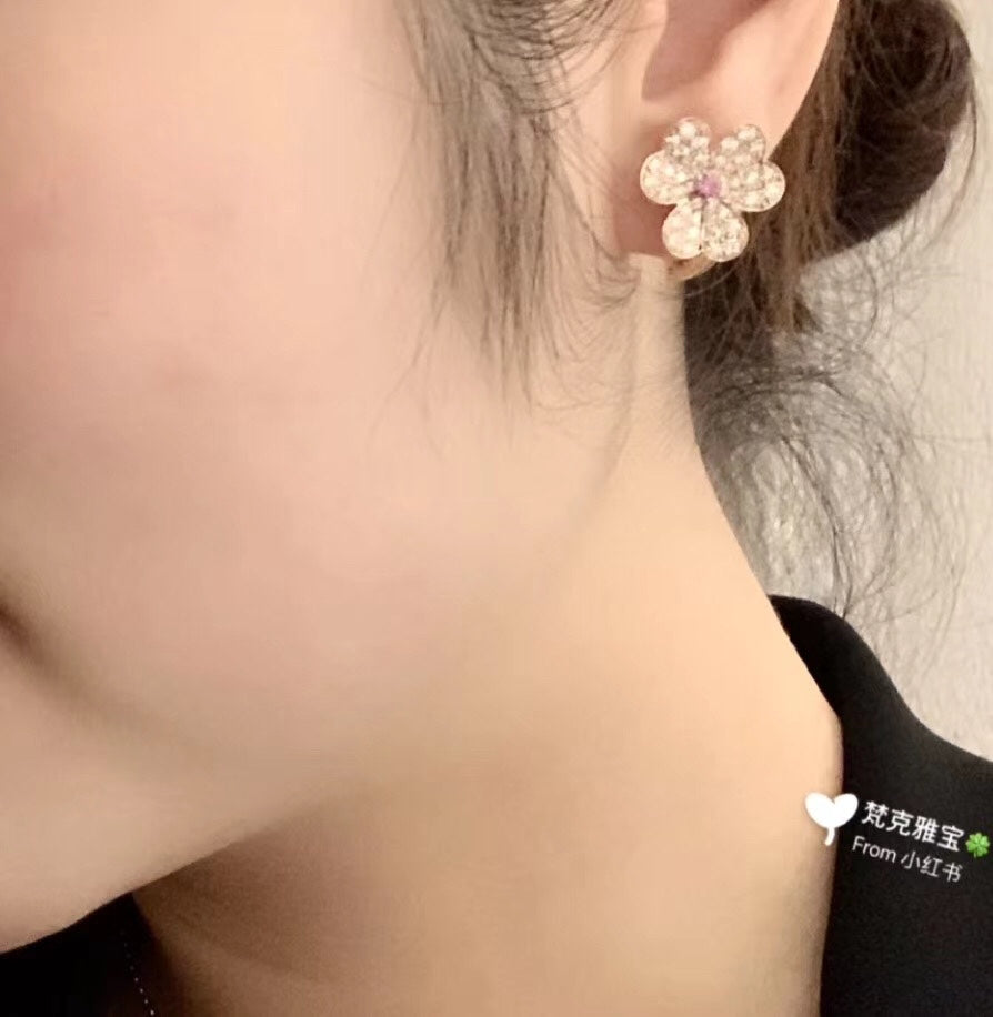 Frivole Pink Sapphire Earrings - 18K Gold