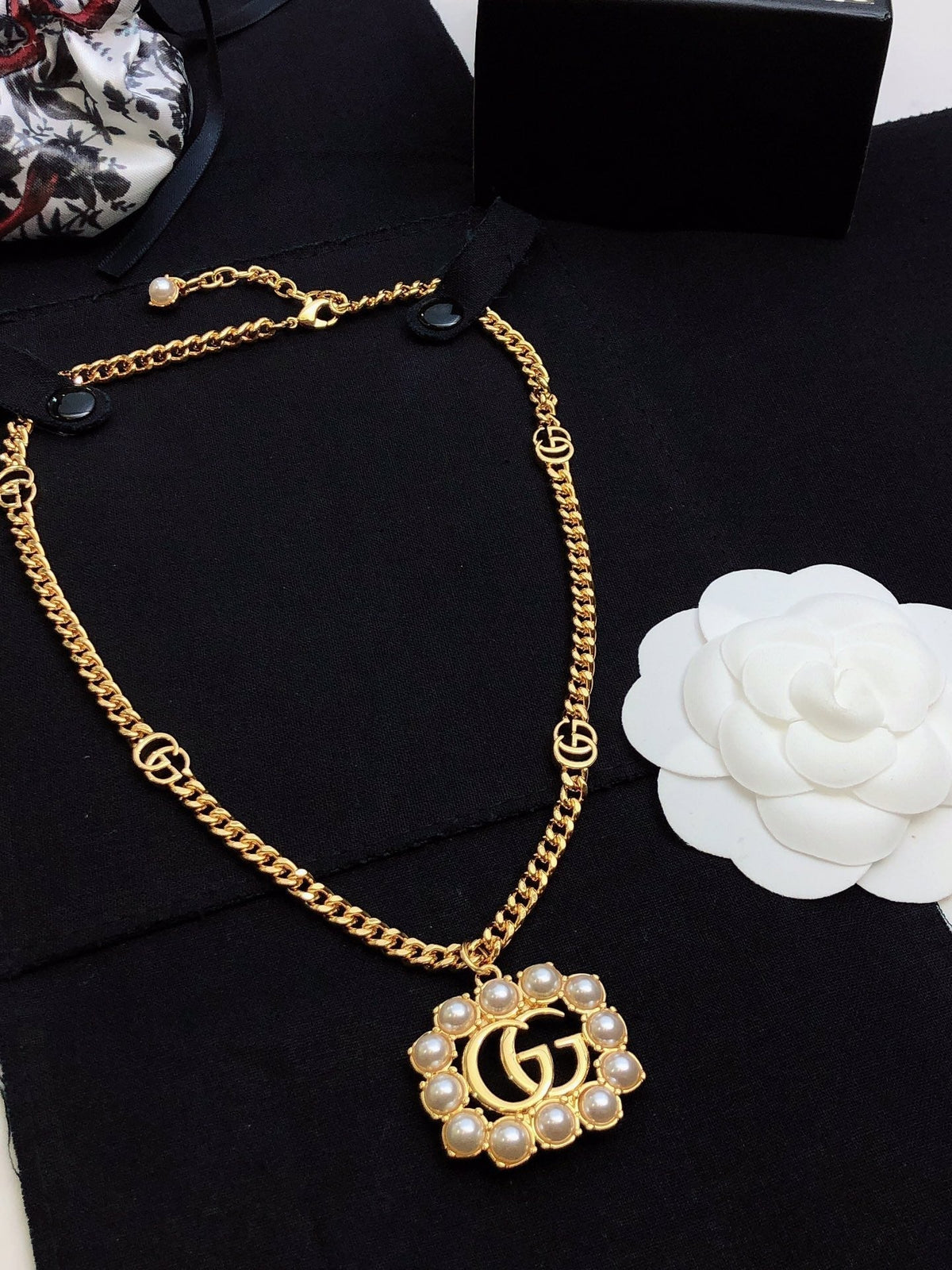 Gucci Double G Pearl Double G Necklace