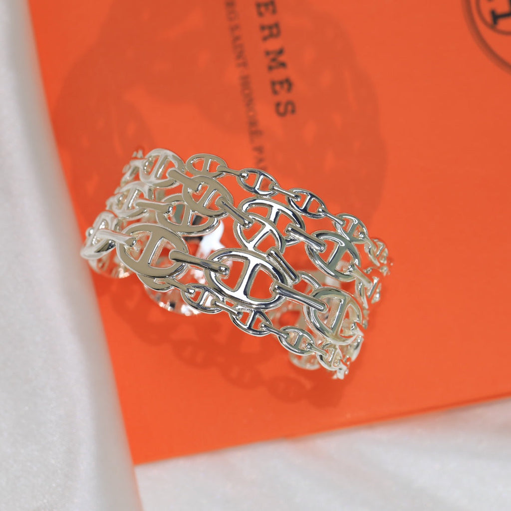 Hermes Chaine D'Ancre Wide Cutwork Bracelet - 18K Gold