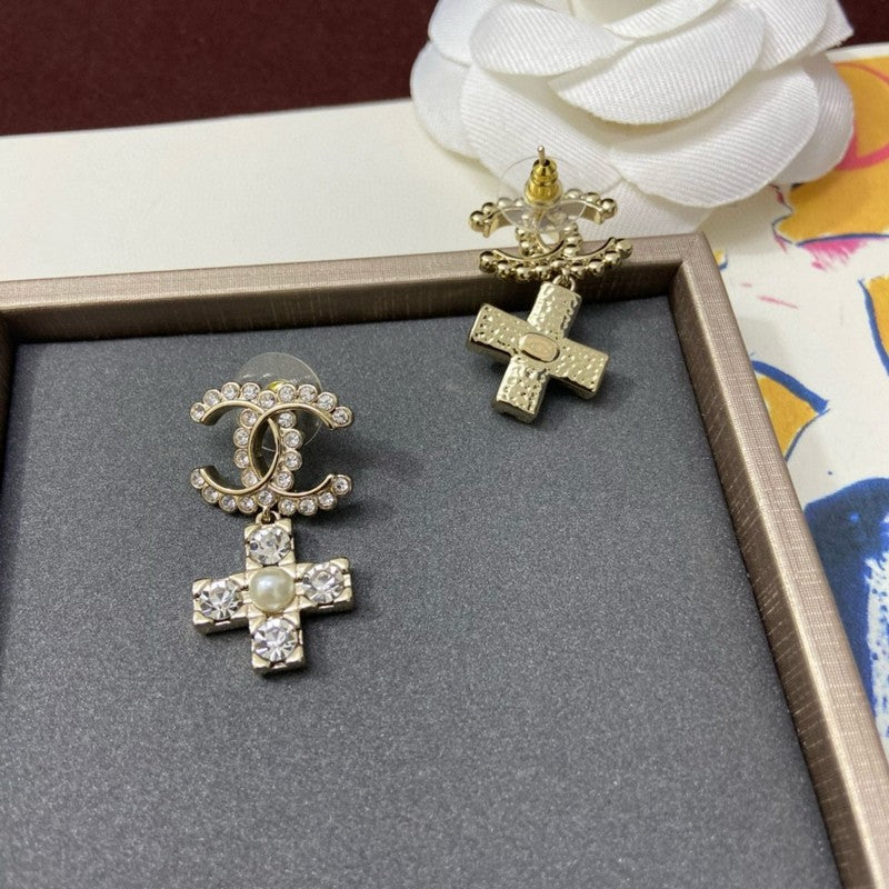 Chanel Cross Pearl & Diamond Earrings - 18K Yellow Gold