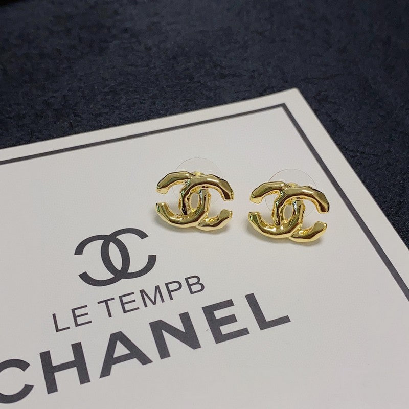 Chanel Earrings - 18K Yellow Gold
