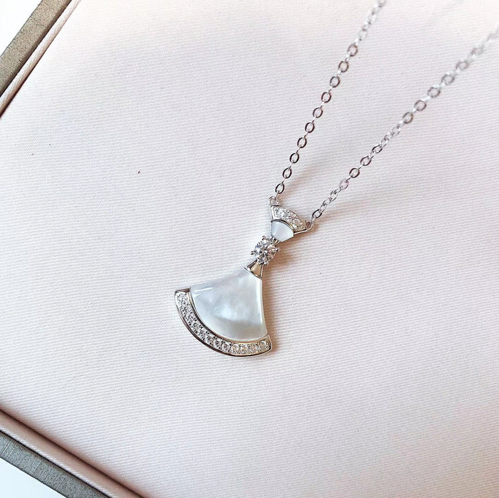 Bvlgari Dream Pearl Necklace - 18K Gold