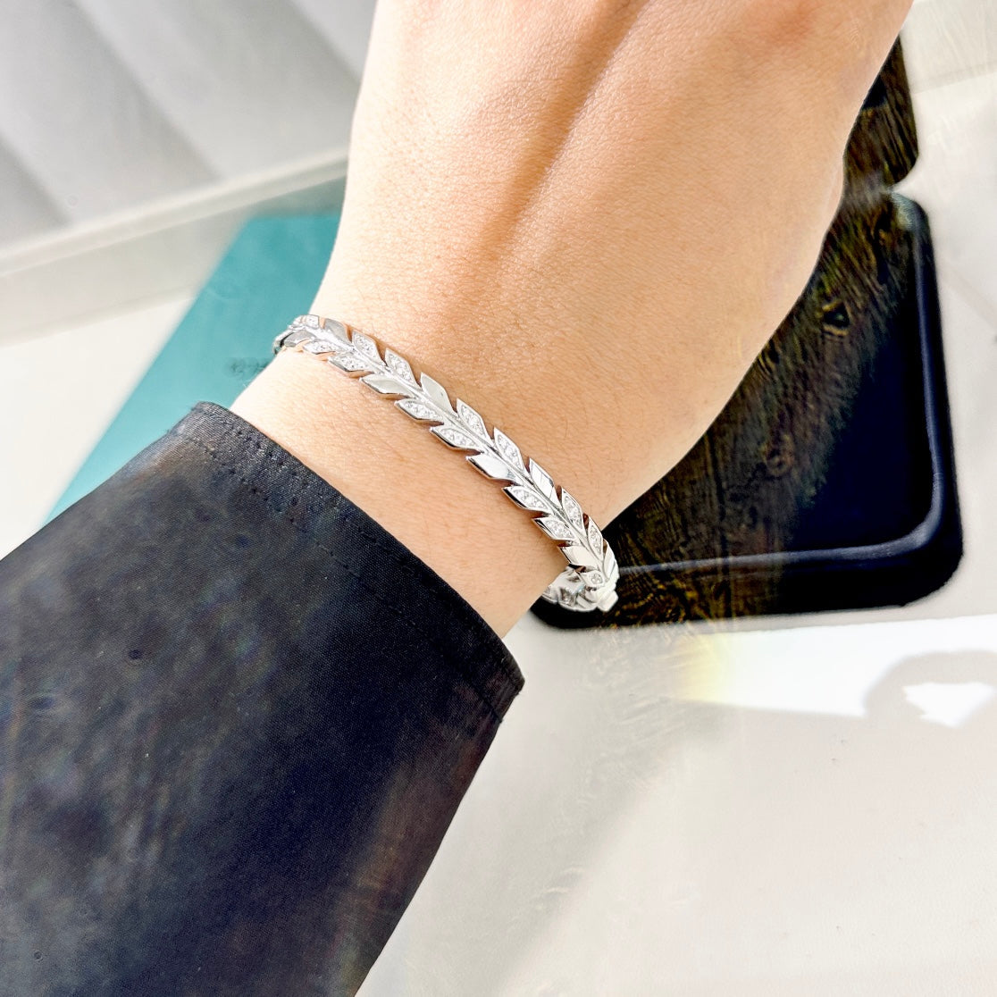 Tiffany Victoria Vine Diamond Bracelet - 18K Gold