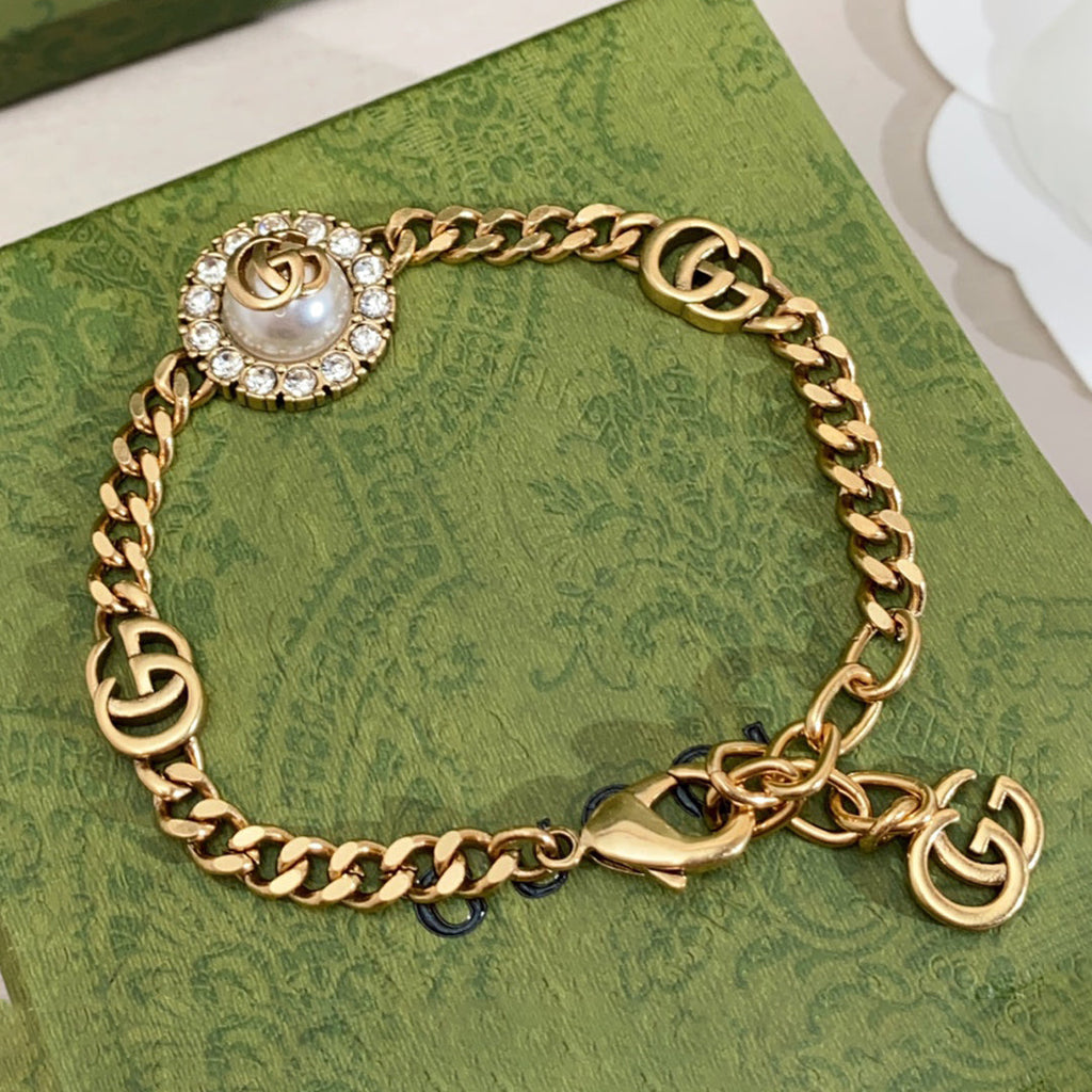 Gucci Double G Interlocking G Pearl Chain Bracelet