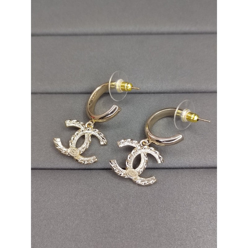 Chanel Diamond Pendant Earrings - 18K Yellow Gold