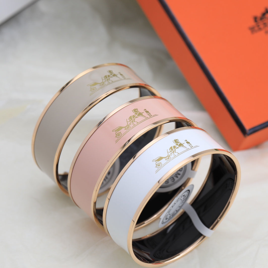 Hermes Enamel Caleche Wide Bangle Bracelet - 18K Yellow Gold