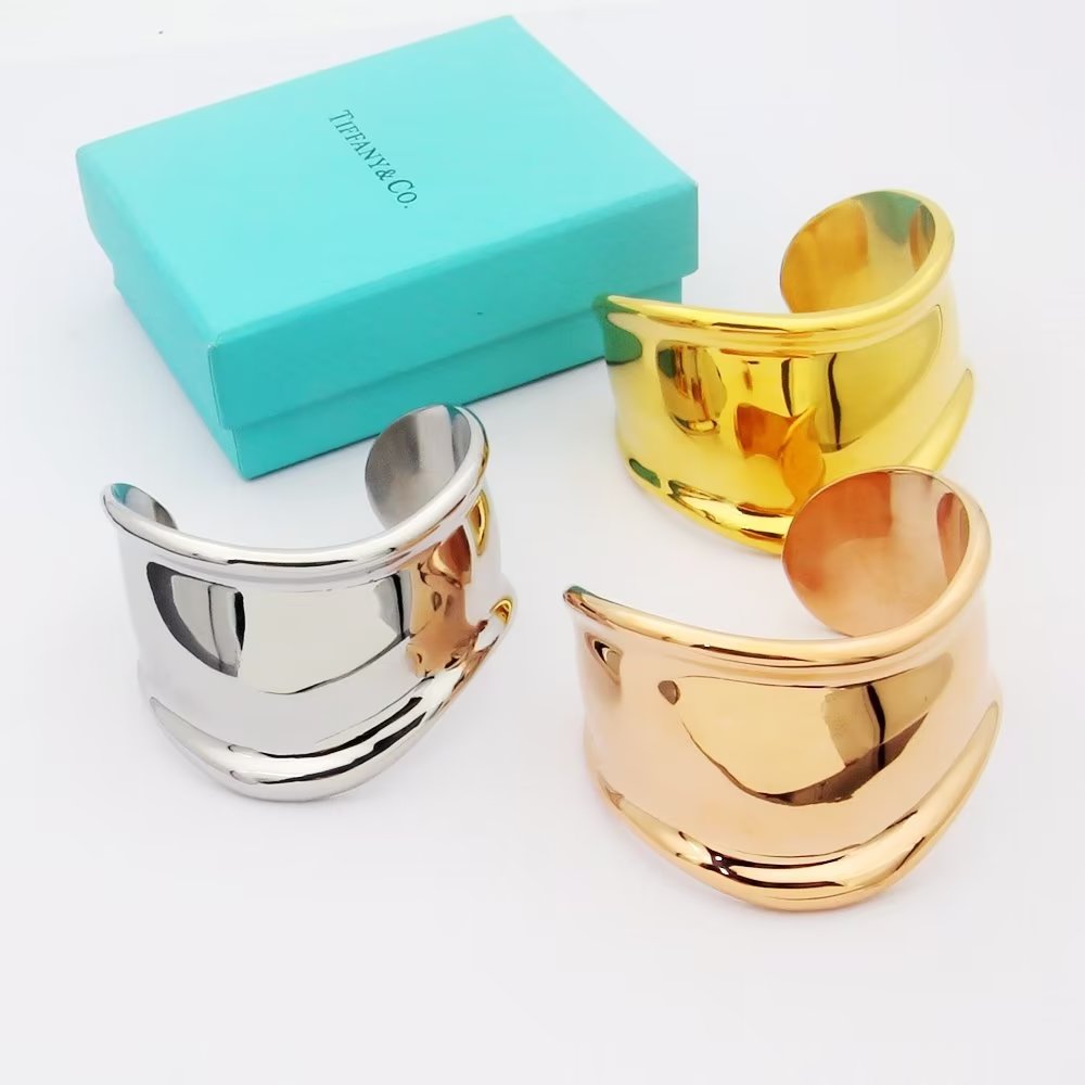 Tiffany Elsa Peretti Small Bone Cuff Bracelet - 18K Gold