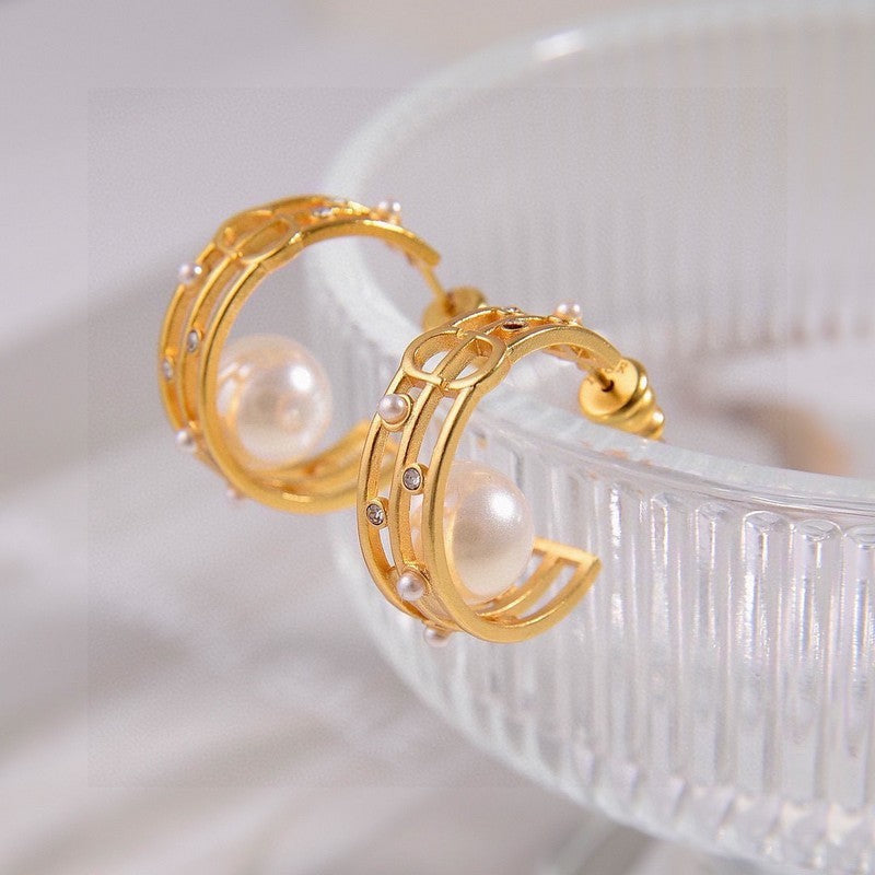 Dior D-Backstage Pearl Earrings