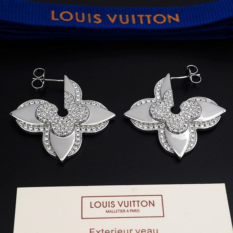 Louis Vuitton Medaillon Earrings