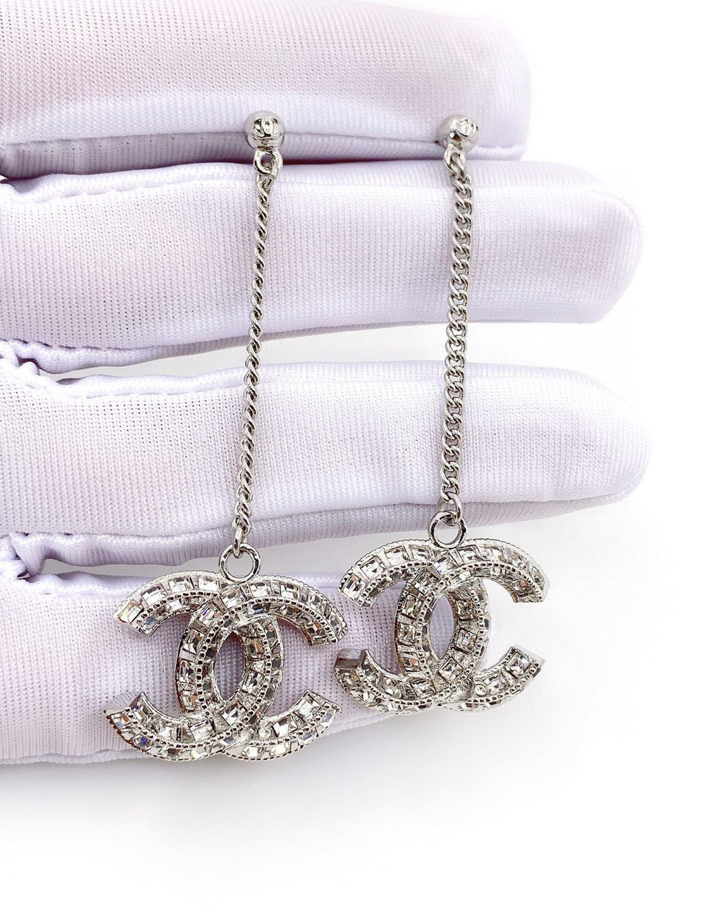 Chanel Long Crystal Earrings - 18K White Gold
