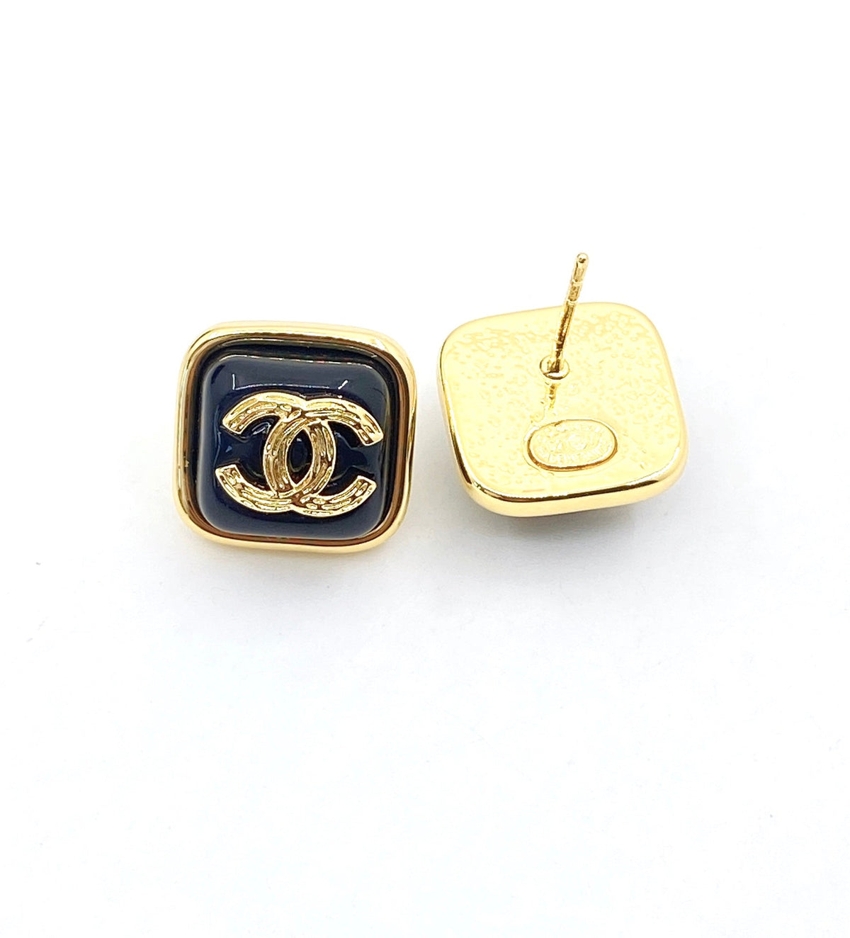 Chanel Square Resin Earrings - 18K Yellow Gold
