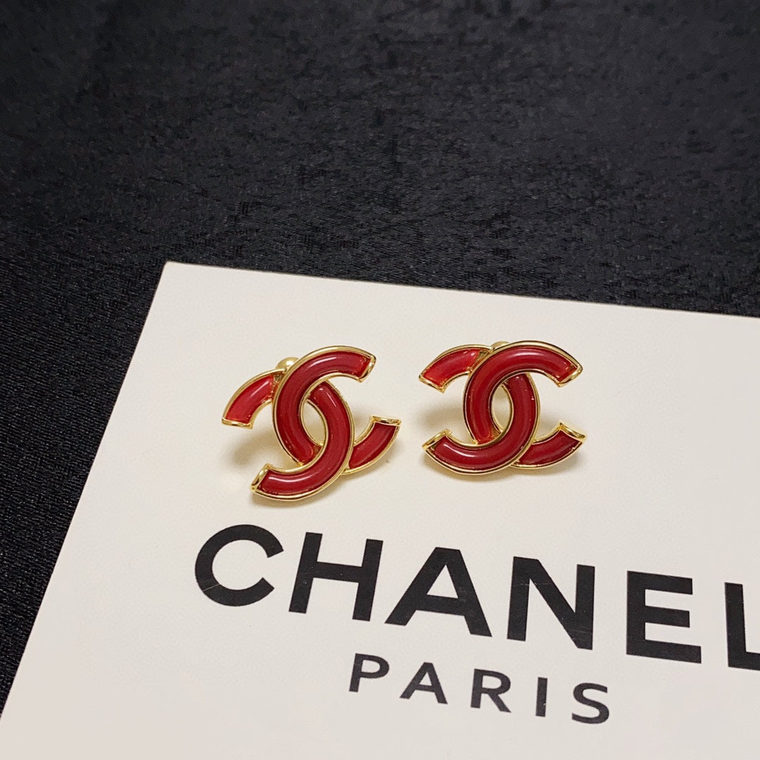 Chanel Red Resin Earrings - 18K Yellow Gold
