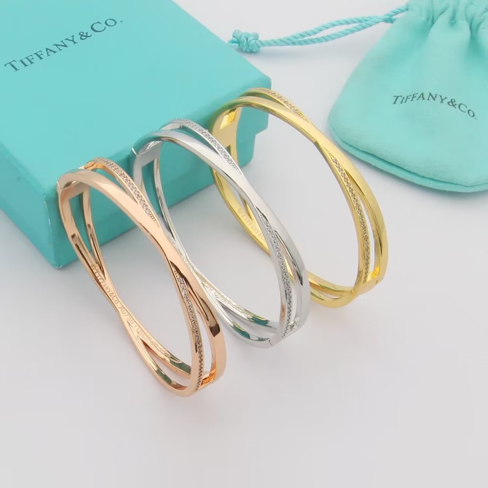 Tiffany Atlas x Narrow Hinged Bangle Bracelet - 18K Gold