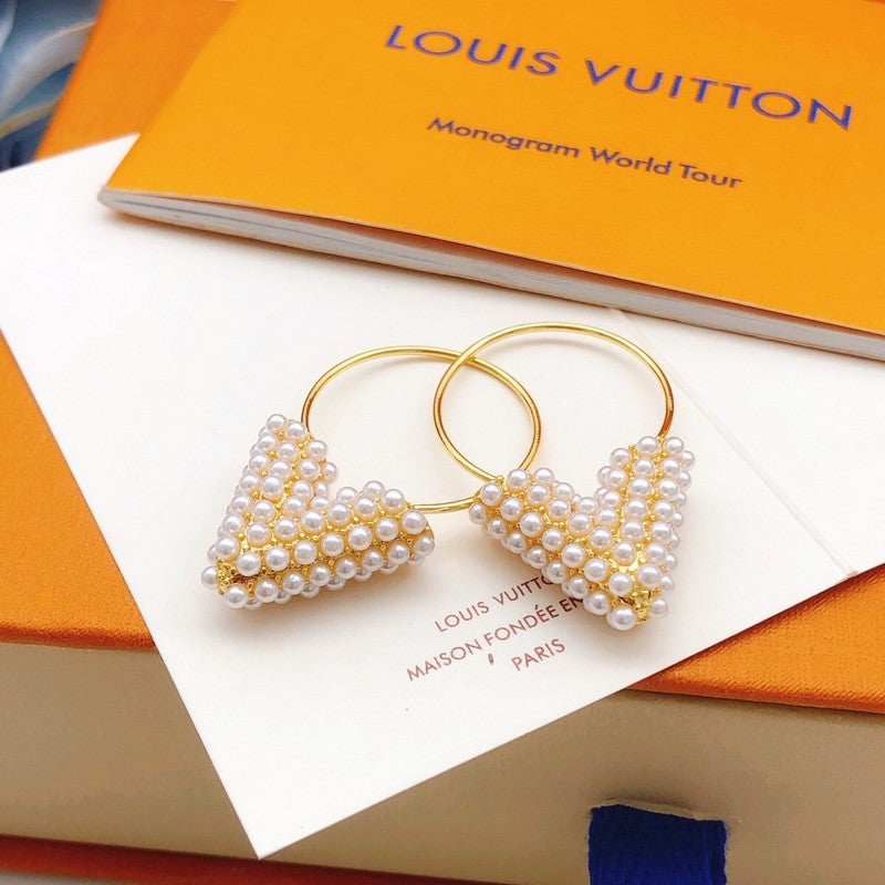 Louis Vuitton Essential V Perle Hoop Earrings - 18K Yellow Gold