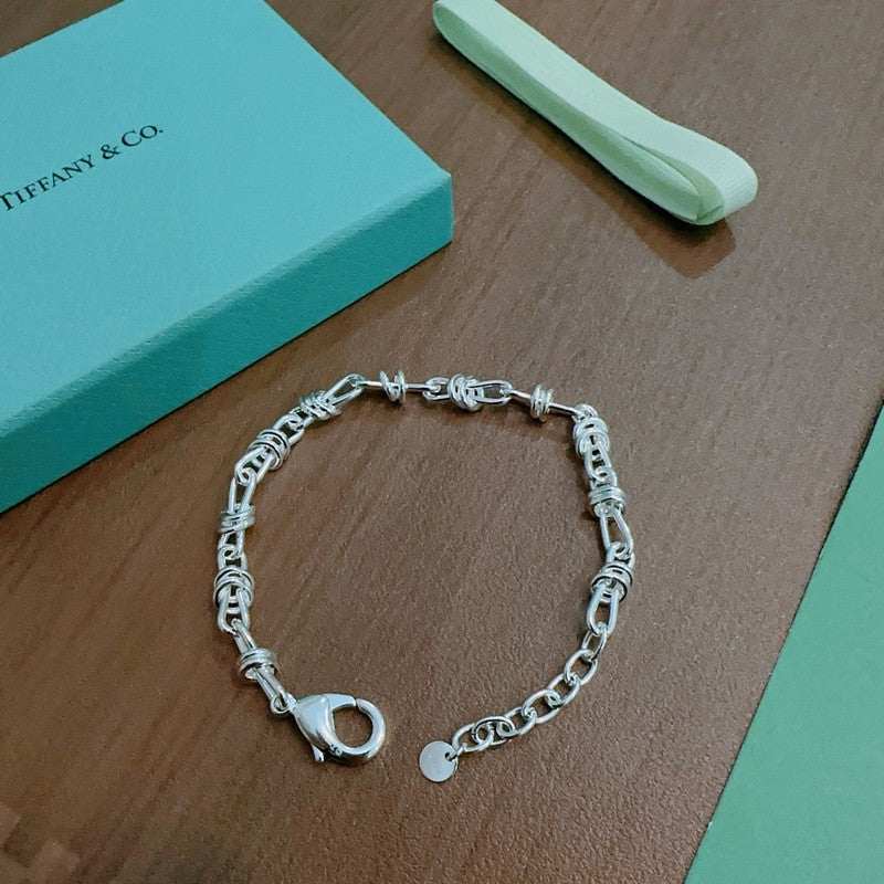 Return to Tiffany Lock Bracelet - 18K White Gold