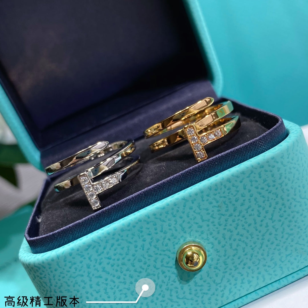 Tiffany Moissanite Square Ring - 18K Gold