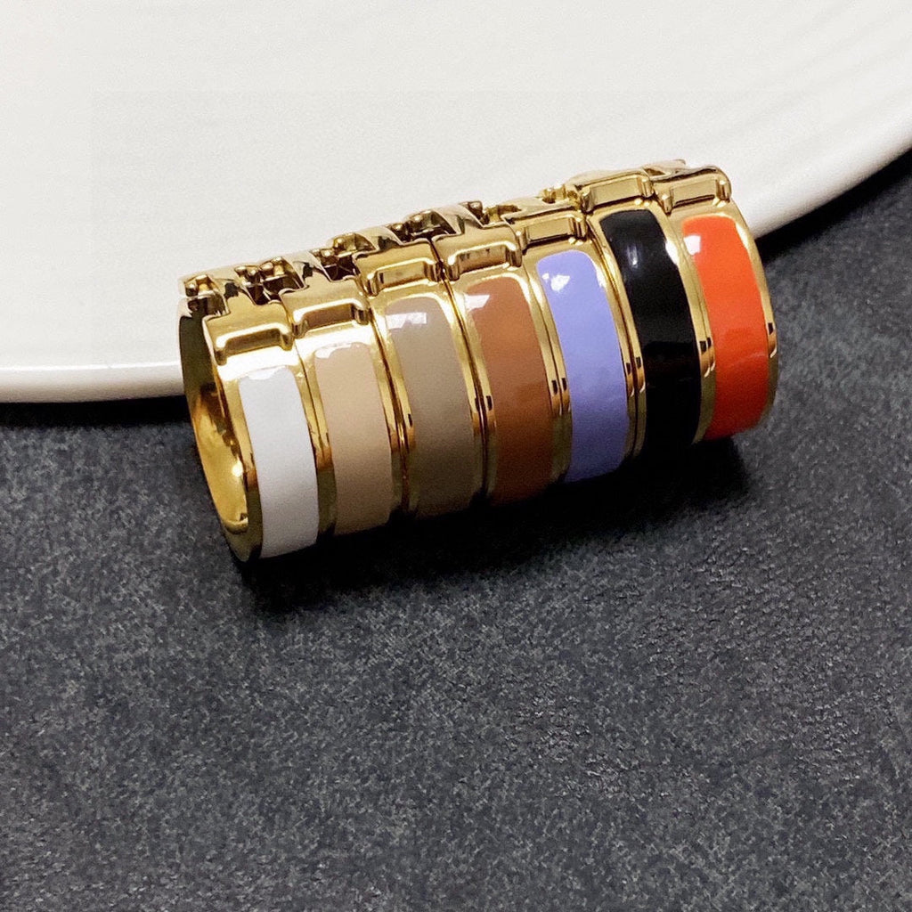 Hermes Vintage Clic H Ring - 18K Yellow Gold