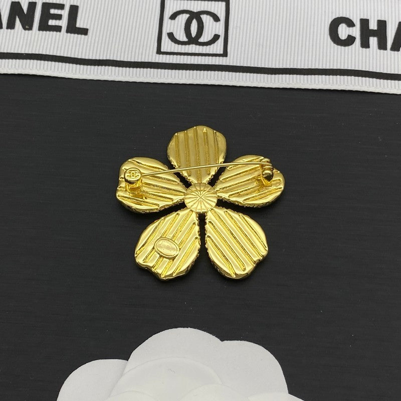 Chanel Pearl Gold Brooch