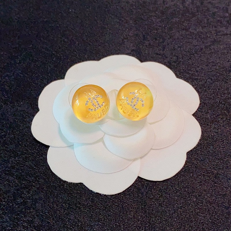 Chanel Yellow Round Earrings - 18K Yellow Gold