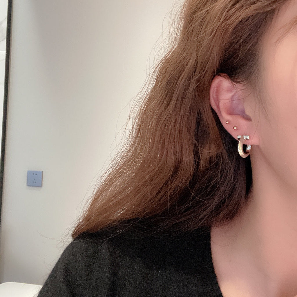 Tiffany Hoop Earrings - 18K Gold