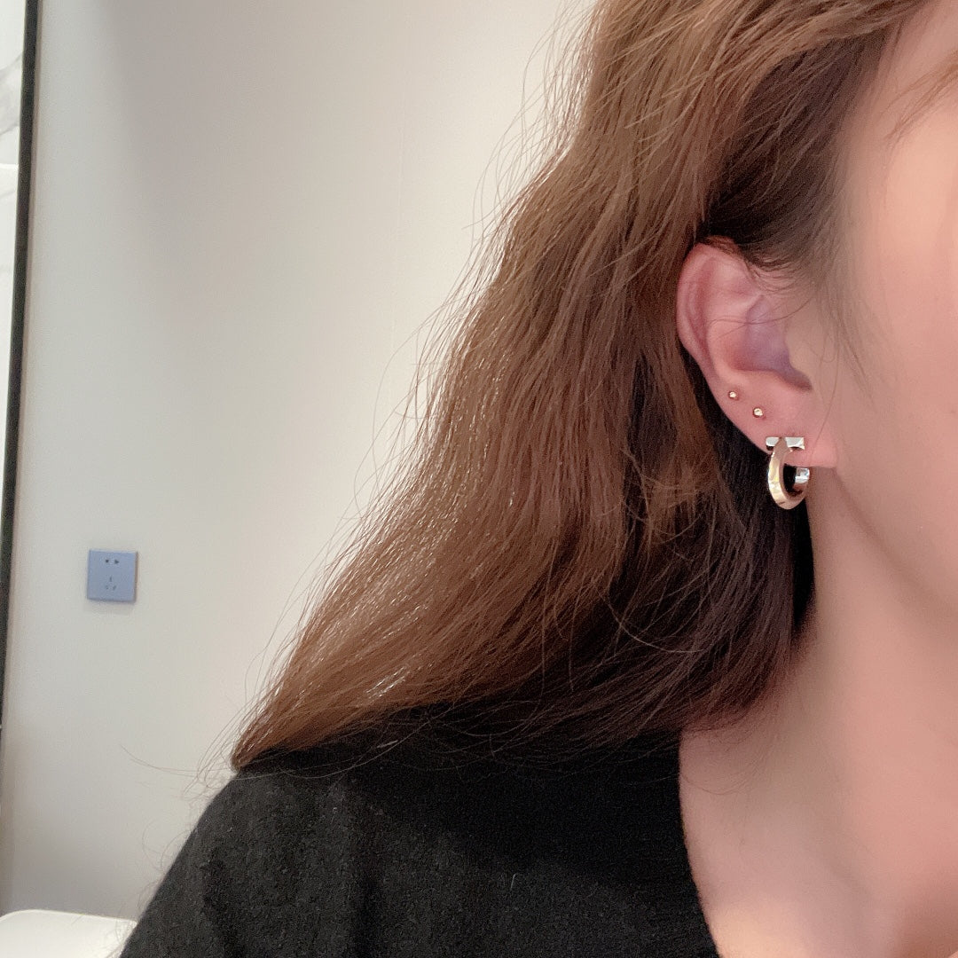 Tiffany Hoop Earrings - 18K Gold