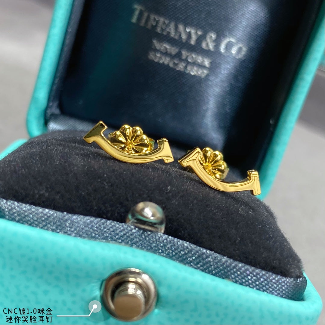 Tiffany Smile Earrings - 18K Yellow Gold