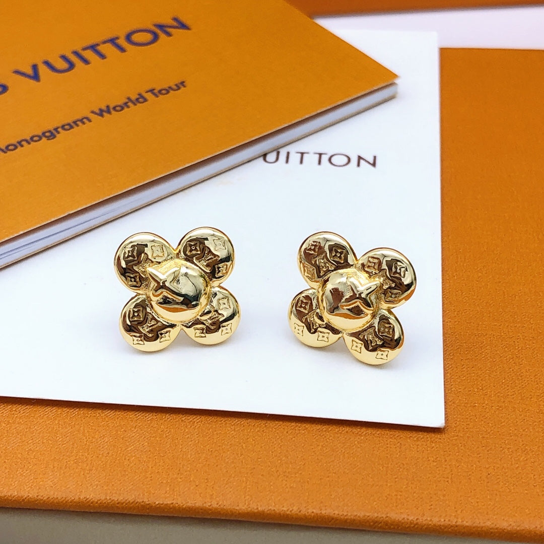Louis Vuitton Vivienne Earrings - 18K Gold