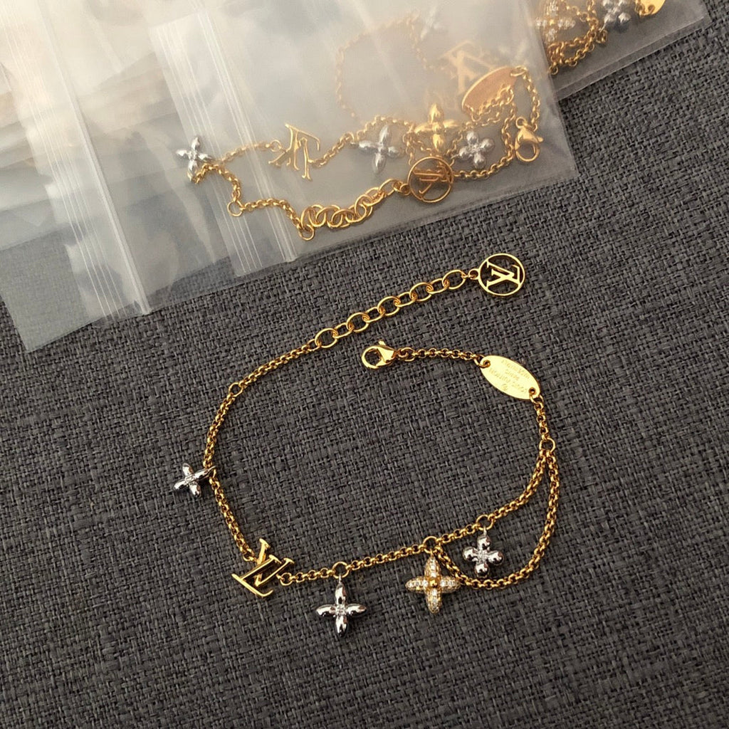 Louis Vuitton Gram Diamond Bracelet