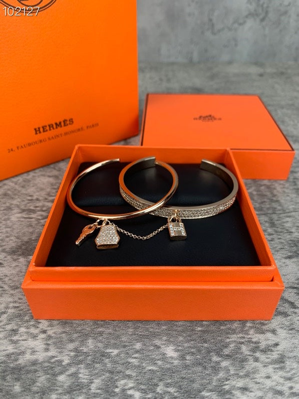 Hermes Kelly Cadenas Bracelet - 18K Rose Gold
