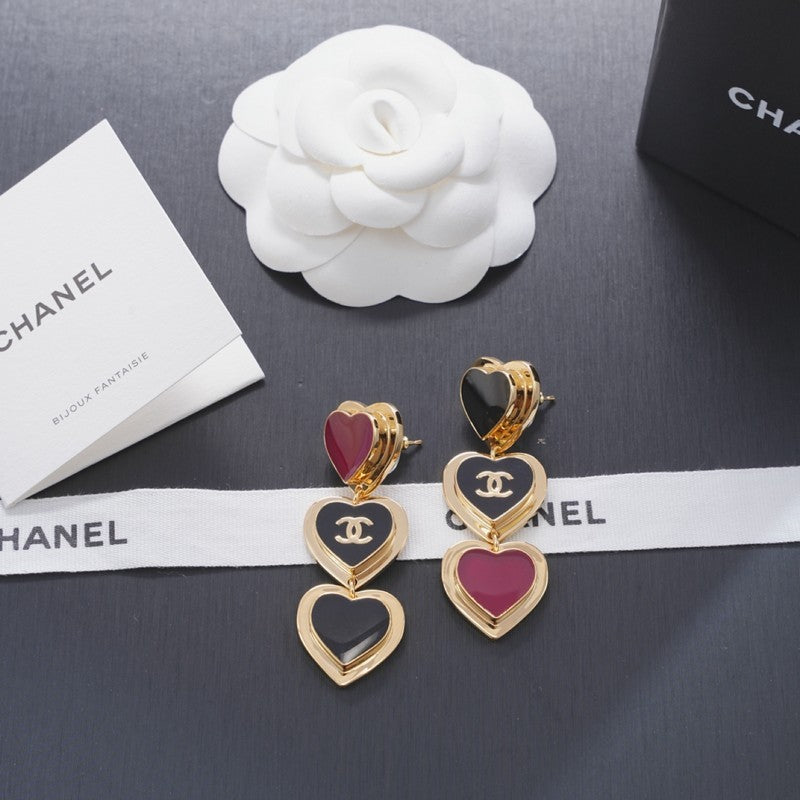 Chanel Black & Red Heart Gold Long Earrings - 18K Yellow Gold