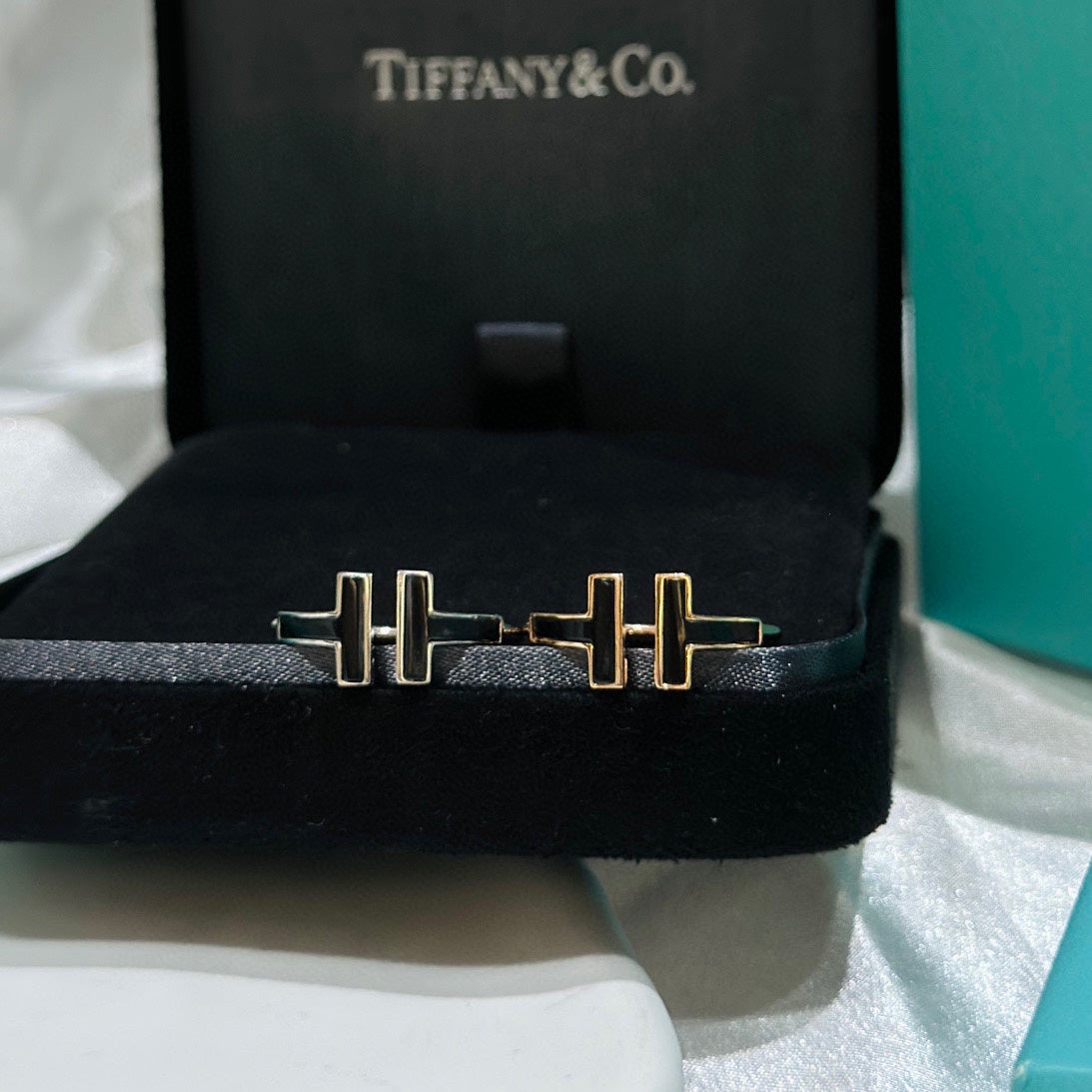 Tiffany Black Onyx Wire Ring - 18K Gold