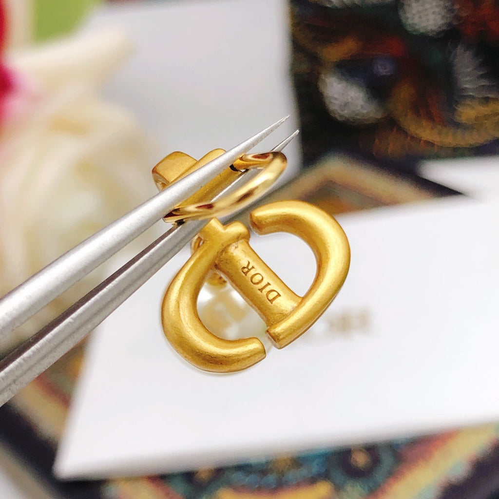 Dior Tribales Pearl Earrings