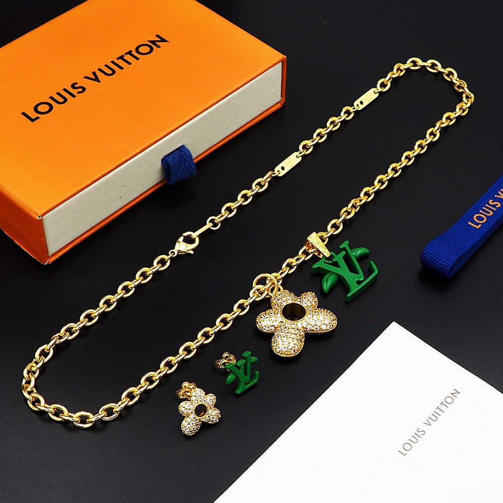 Louis Vuitton Blooming Pendant Necklace