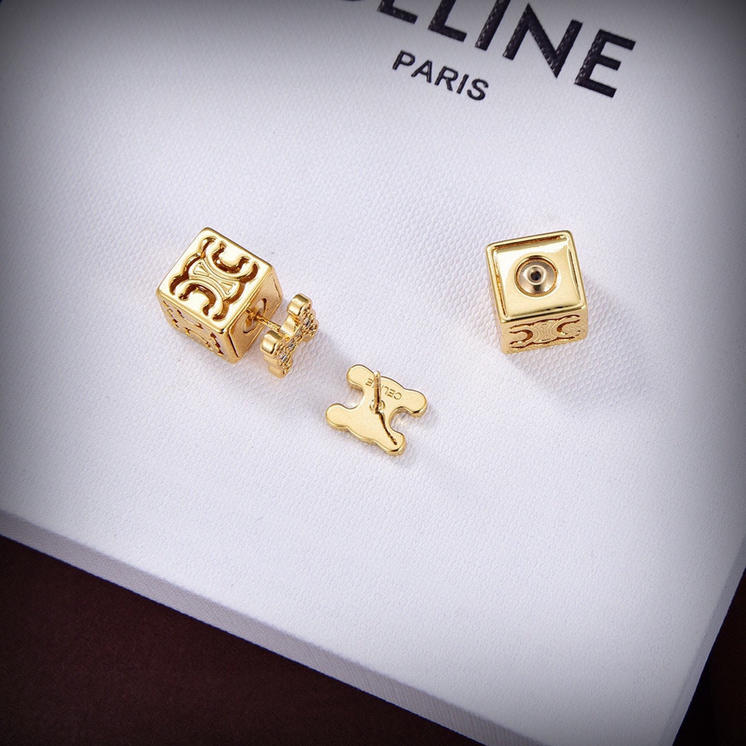 Celine Triomphe Dice Pendant Earrings - 18K Gold