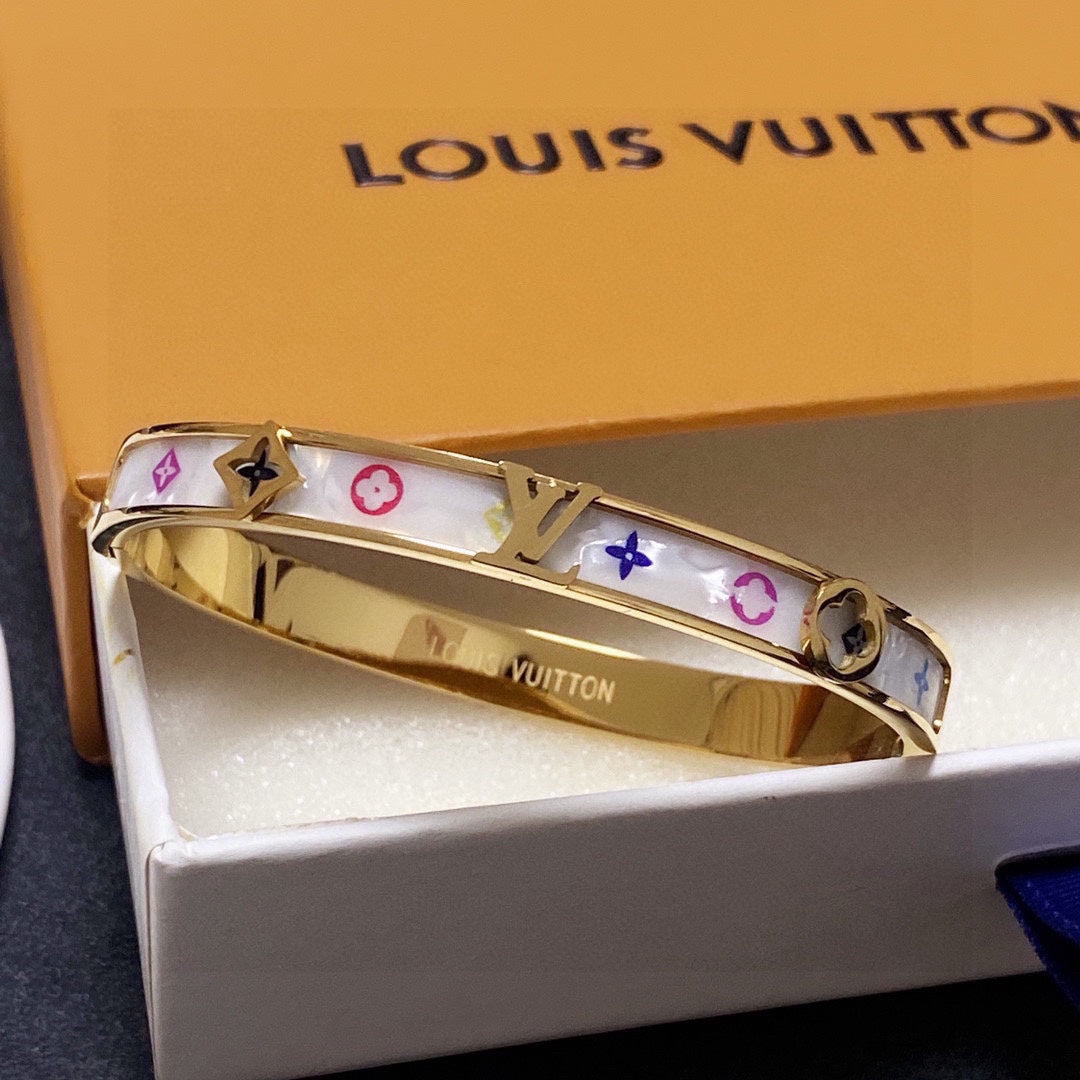 Louis Vuitton Pearl Bracelet