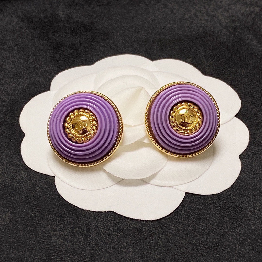 Chanel Purple Resin Earrings - 18K Yellow Gold