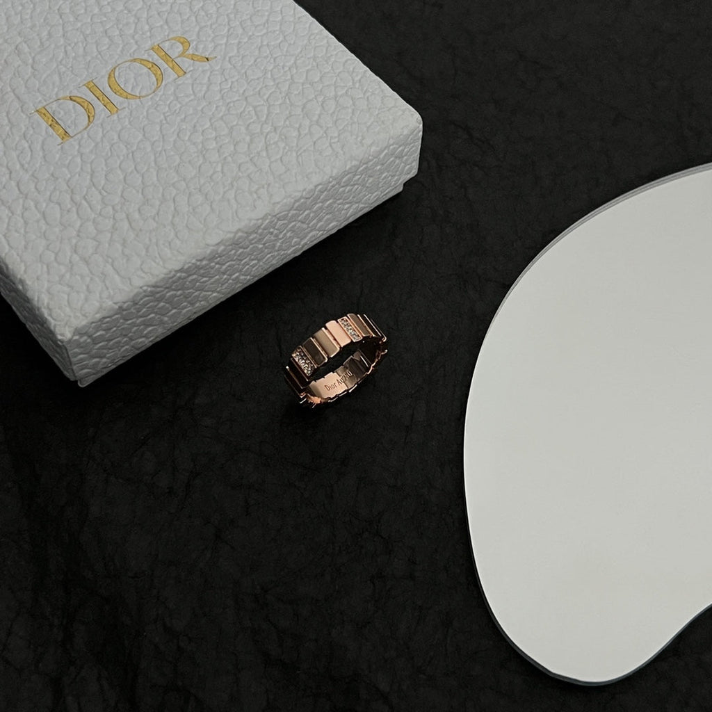 Dior Gem Diamond Ring - 18K Gold