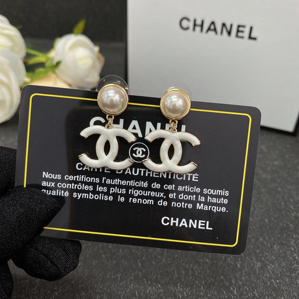 Chanel White Pearl Earrings - 18K Yellow Gold