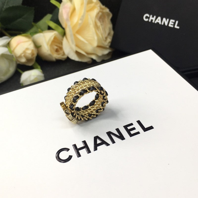 Chanel Strass Diamond Ring - 18K Yellow Gold