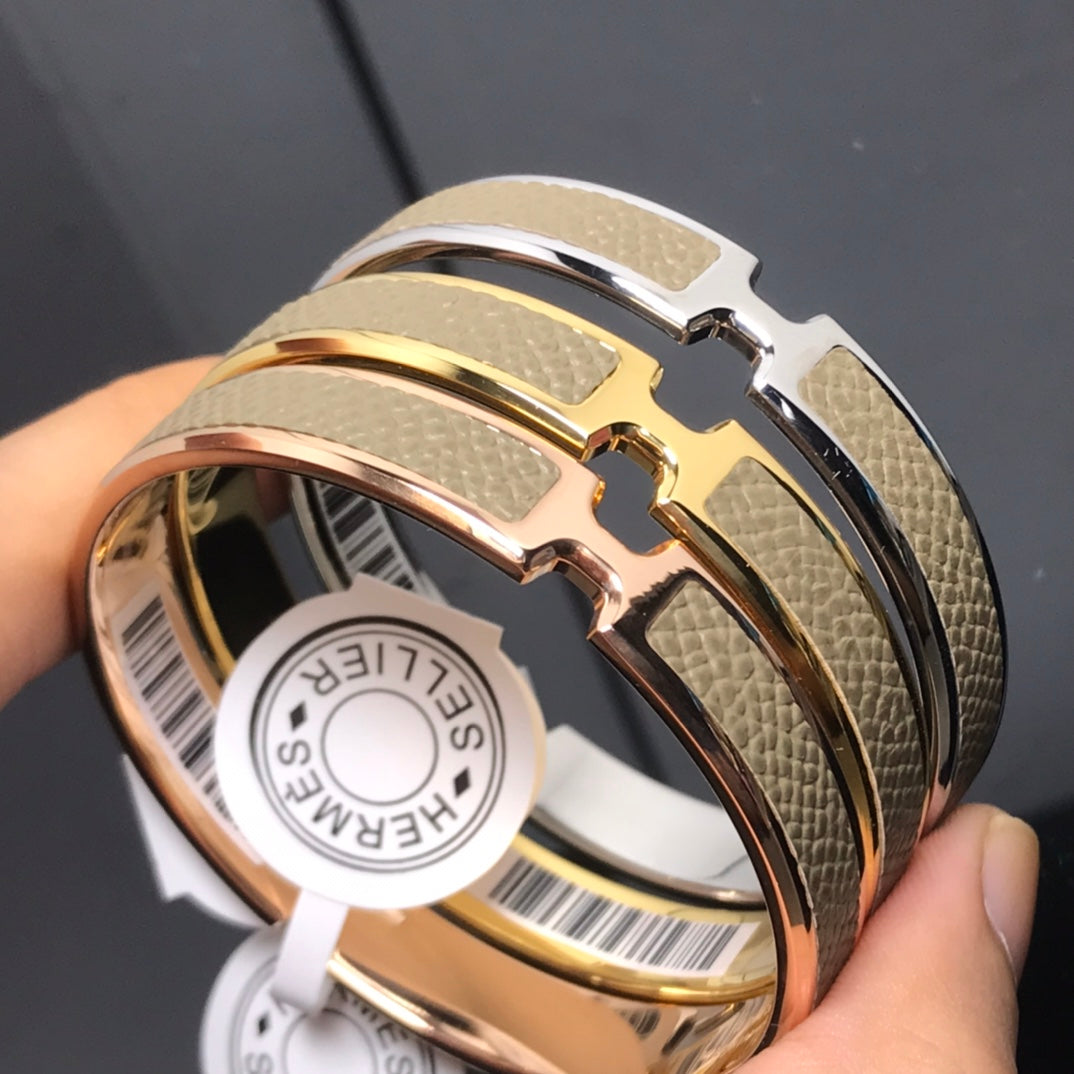Hermes Olympe Etoupe Bracelet