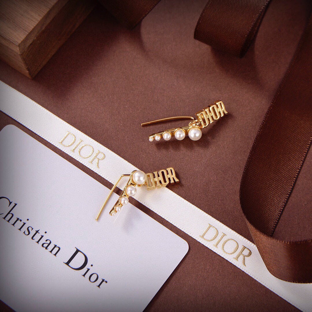 Dior Revolution Resin Pearl Earrings