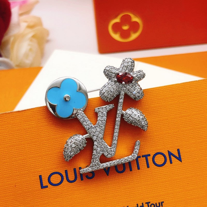 Louis Vuitton Blooming Brooch