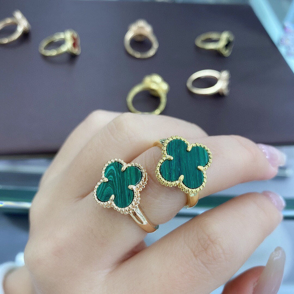 Magic Alhambra Clover Ring - 18K Yellow Gold
