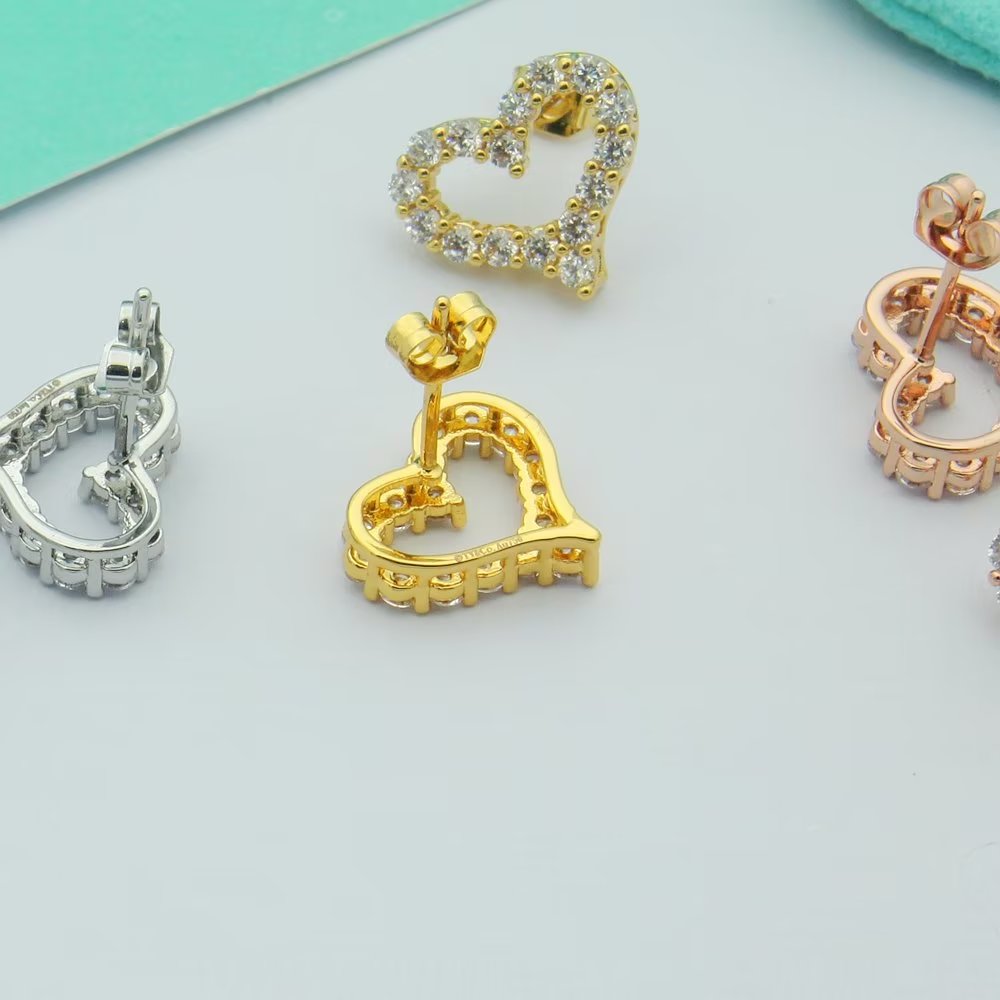 Tiffany Heart Moissanite Earrings - 18K Gold