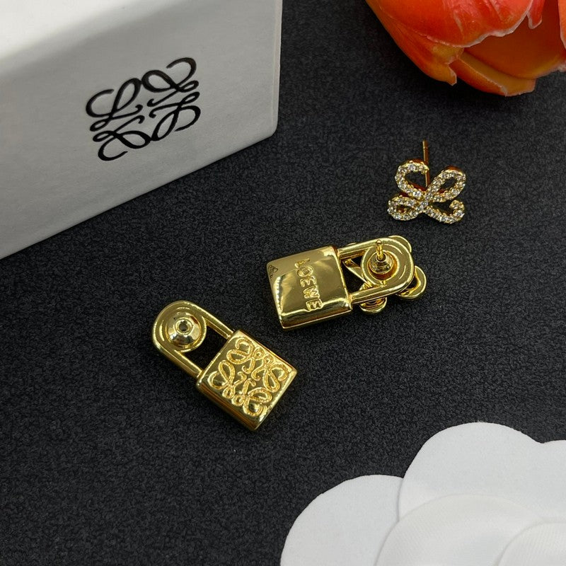 LOEWE Anagram Diamond Earrings - 18K Yellow Gold