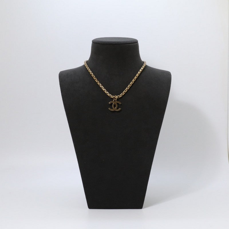 Chanel Vintage Gold Choker Necklace