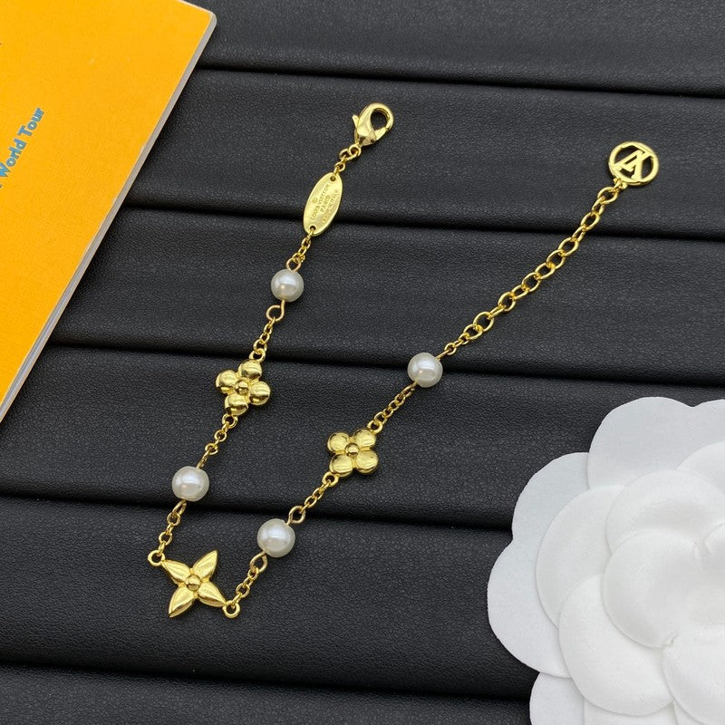 Louis Vuitton Blossom Pearl Bracelet