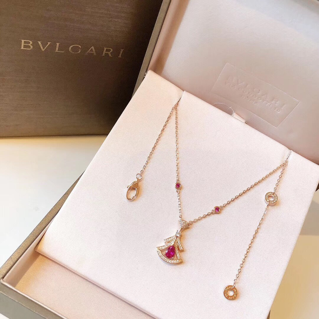 Bvlgari Dream Moissanite Necklace - 18K Gold